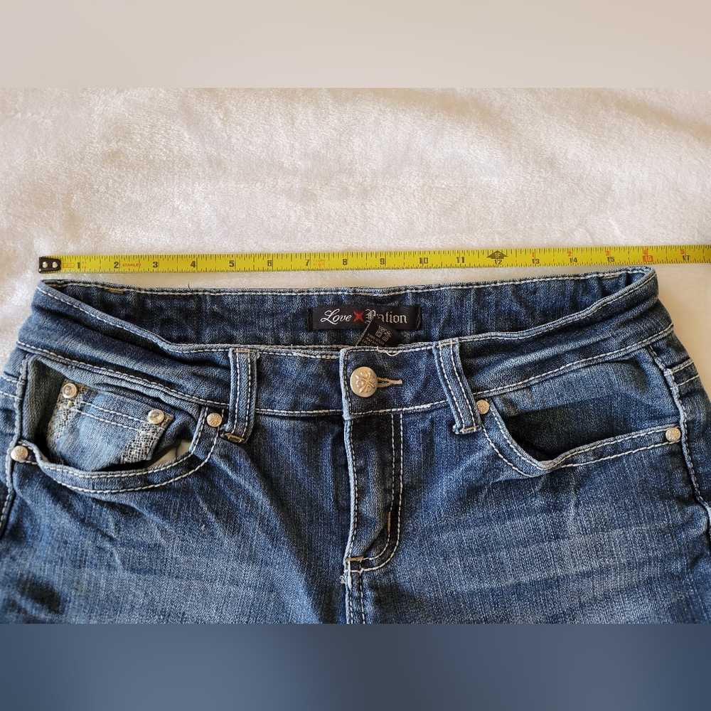 Love Nation Bermuda Shorts - Picture 6 of 8